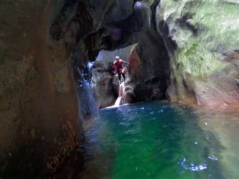 gorg blau o gorg fosc|Canyoning in Mallorca: Gorg Blau and Sa Fosca 